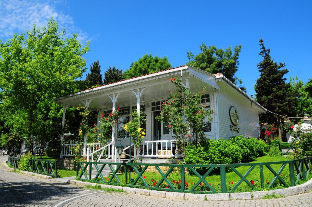 ÇAMLICA SOSYAL TESİSİ